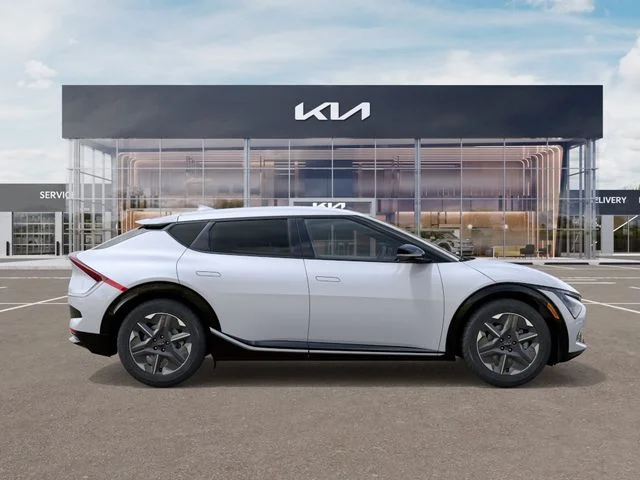 New 2026 Glacial White Pearl Kia LIGHT image 7