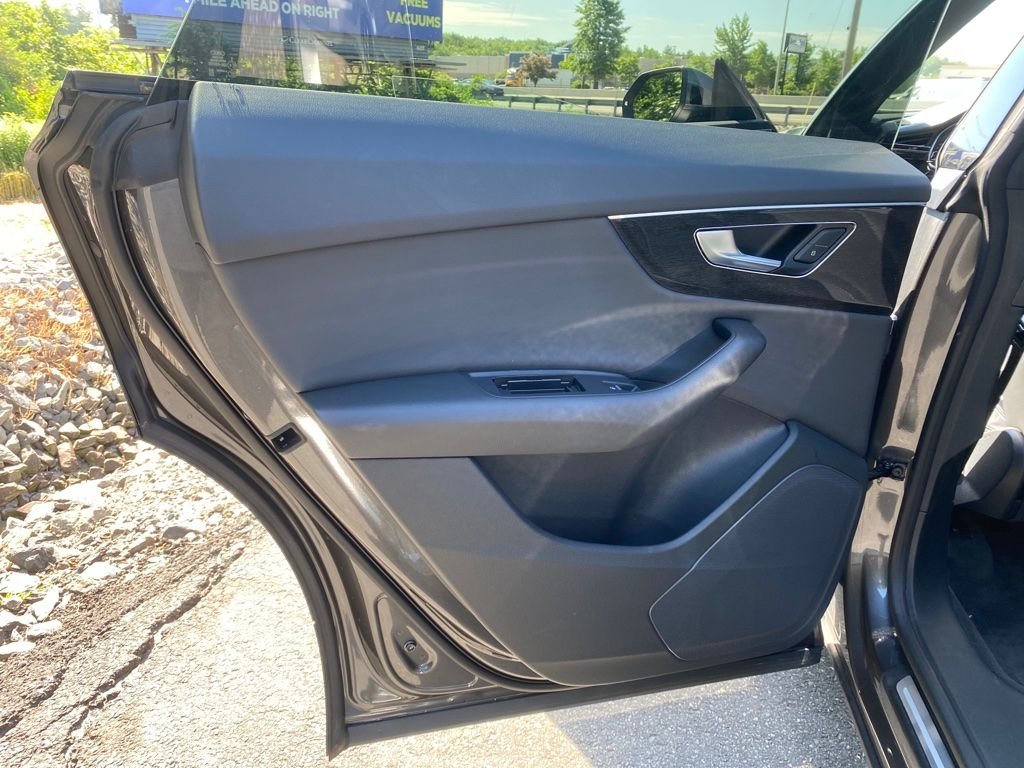 Used 2019 Gray Audi 3.0T Premium image 17
