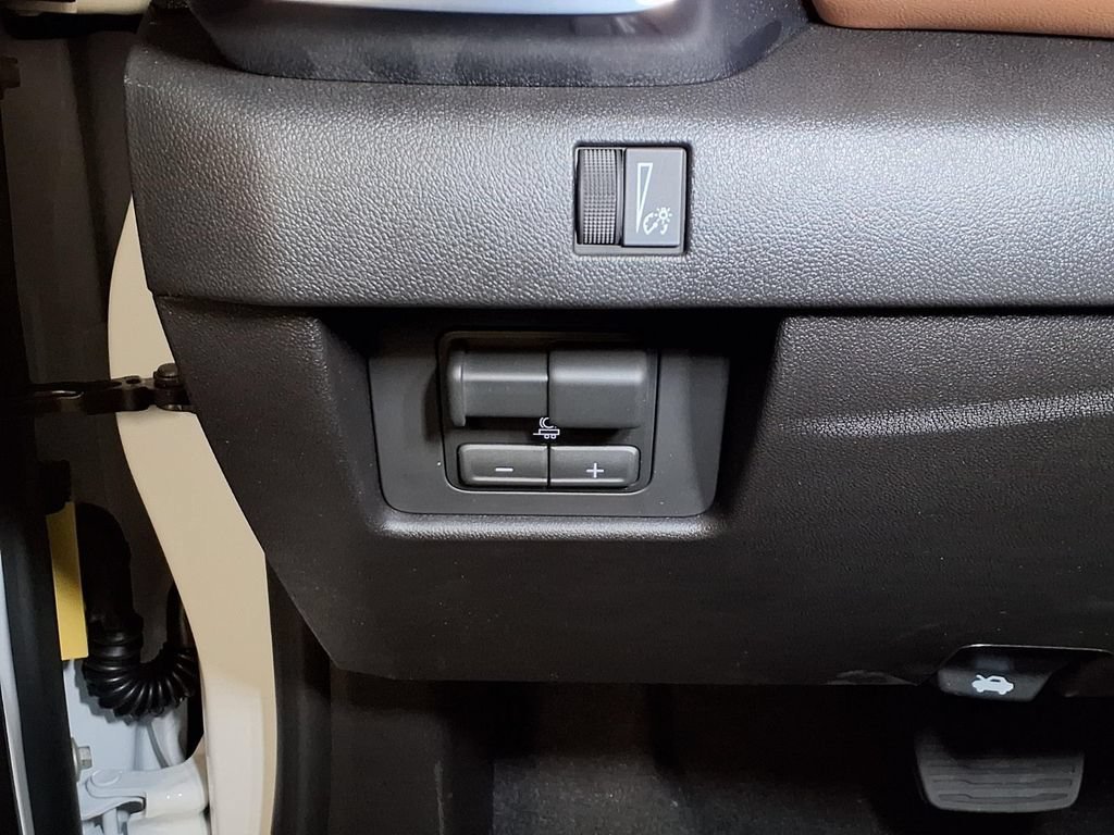 2026 GMC Canyon AT4 - Photo 15
