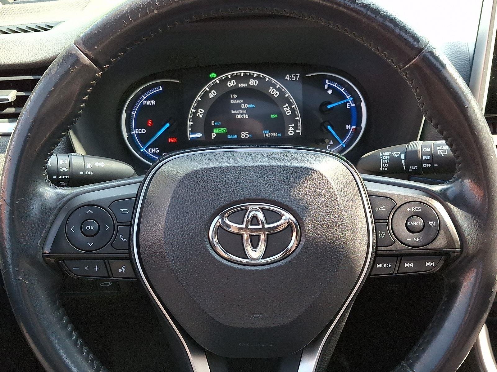 Used 2019 Magnetic Gray Metallic Toyota Hybrid XSE image 21