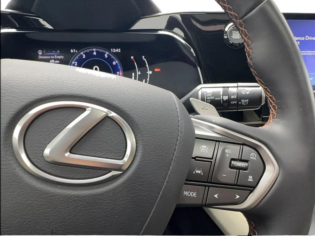 Used 2024 Red Lexus 250 Premium image 41