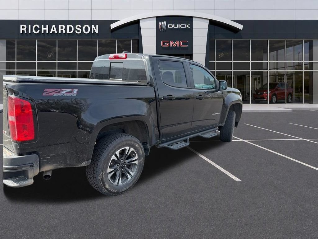 Used 2022 Black Chevrolet Z71 image 41