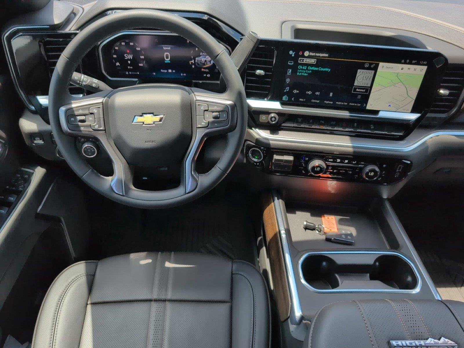 New 2026 Polar White Tricoat Chevrolet High Country image 32