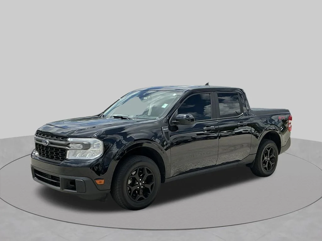 Used 2024 Black Ford XLT image 2