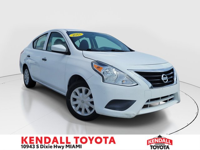 2017 Nissan Versa Sedan S Plus