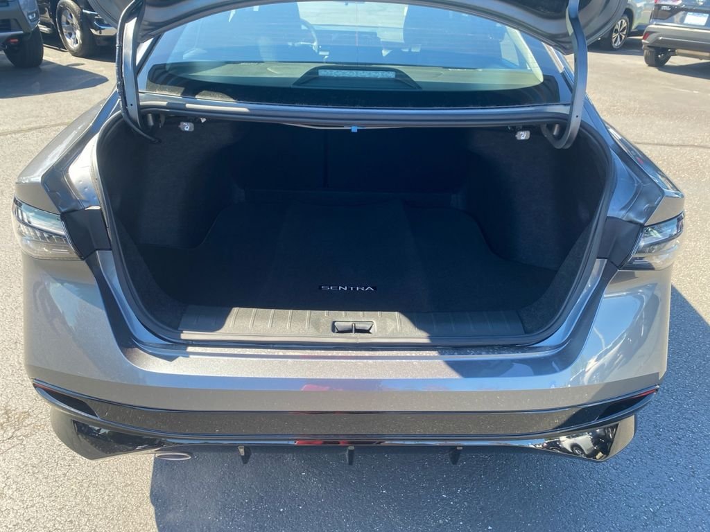 New 2027 Gray Nissan SR image 25