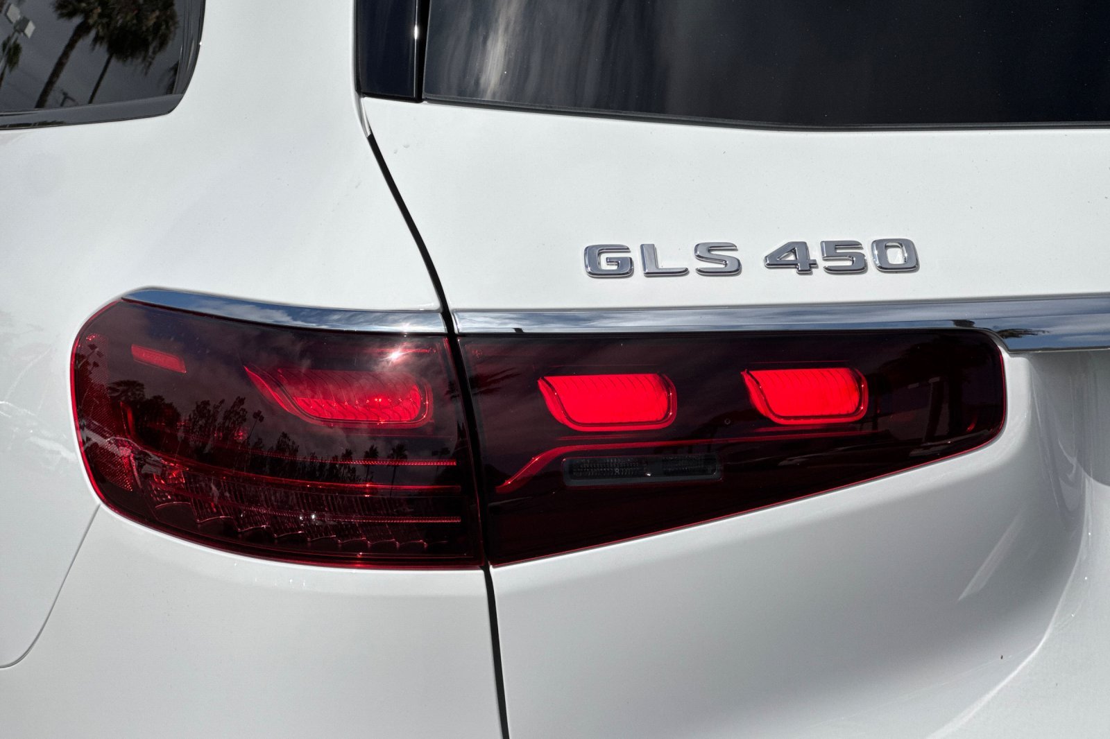 New 2026 Polar White Mercedes-Benz GLS 450 image 15