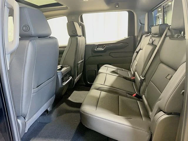 New 2026 Onyx Black GMC Elevation image 25