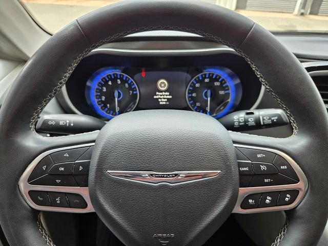 Used 2024 Black Chrysler Touring L image 14