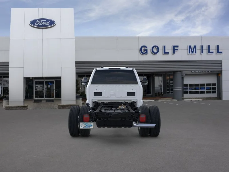 New 2026 Oxford White Ford XL image 4