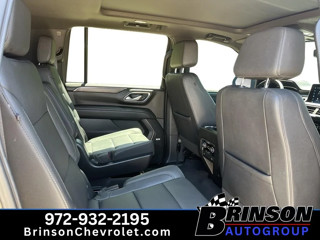 Used 2023 Black Chevrolet Z71 image 6