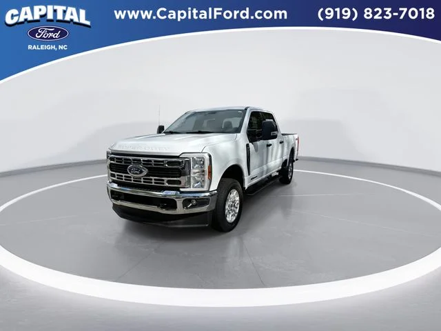 Used 2025 White Ford XLT image 4