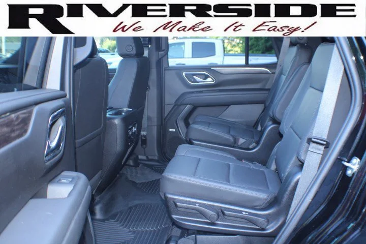 Used 2023 Black Chevrolet Z71 image 16