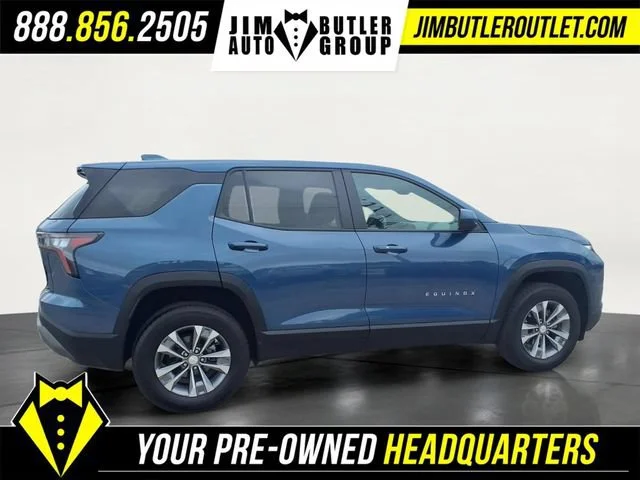 Used 2026 Lakeshore Blue Metallic Chevrolet LT image 26