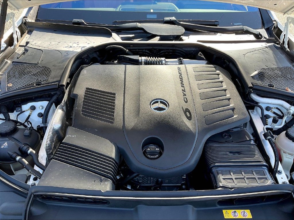 Certified Used 2023 MANUFAKTUR Diamond White Mercedes-Benz S 500 image 32