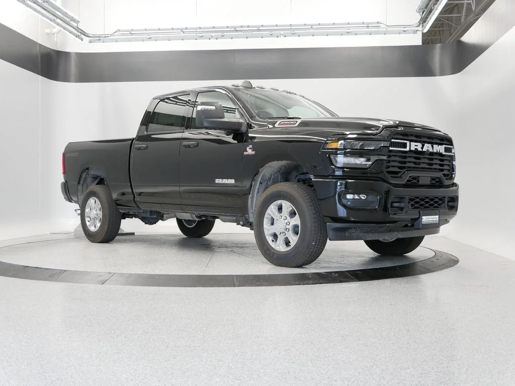 New 2026 Diamond Black Crystal Pearl-Coat Exterior Paint Ram Big Horn image 45