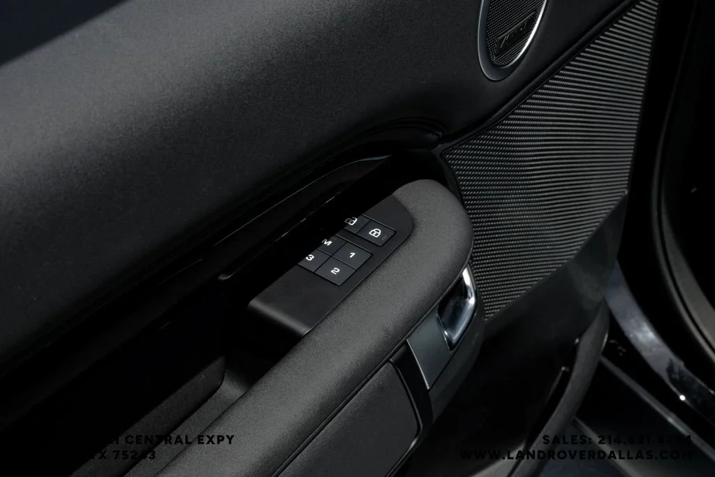 2025 Land Rover Discovery S - Photo 55
