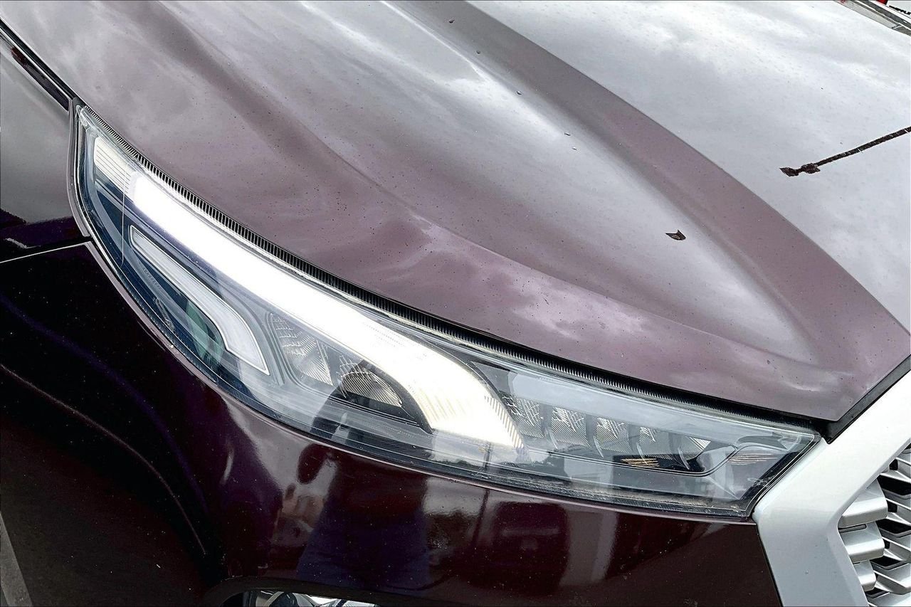 Used 2021 Sierra Burgundy Hyundai SEL image 34