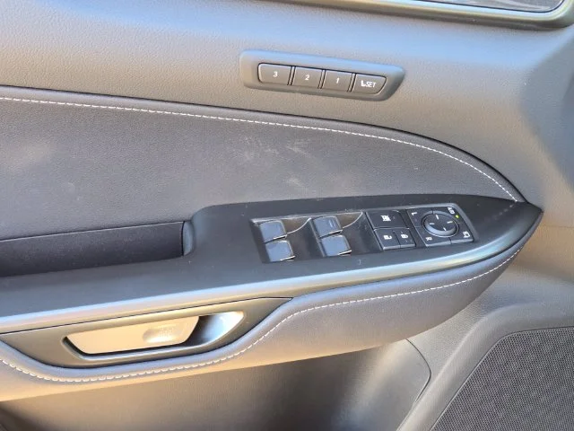 New 2026 Atomic Silver Lexus PREMIUM image 9