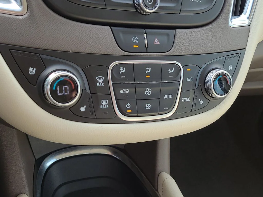 Used 2024 Gray Chevrolet LT image 26