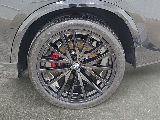 Certified Used 2022 Black Sapphire Metallic BMW xDrive40i image 33