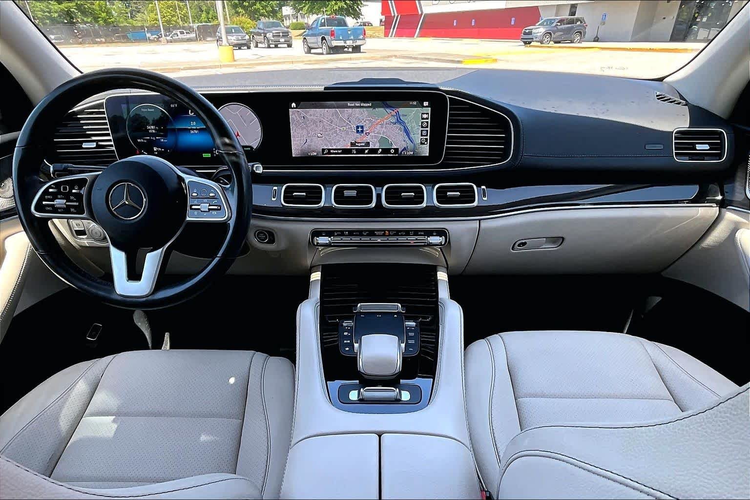 Used 2021 designo Diamond White Bright Mercedes-Benz GLS 450 image 9