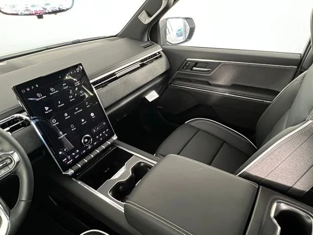 New 2026 Summit White GMC Elevation Extended Range image 33