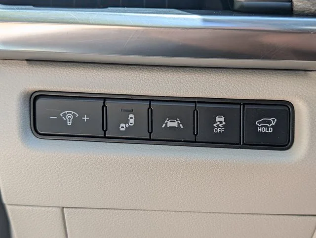 Used 2022 Moss Kia EX image 21