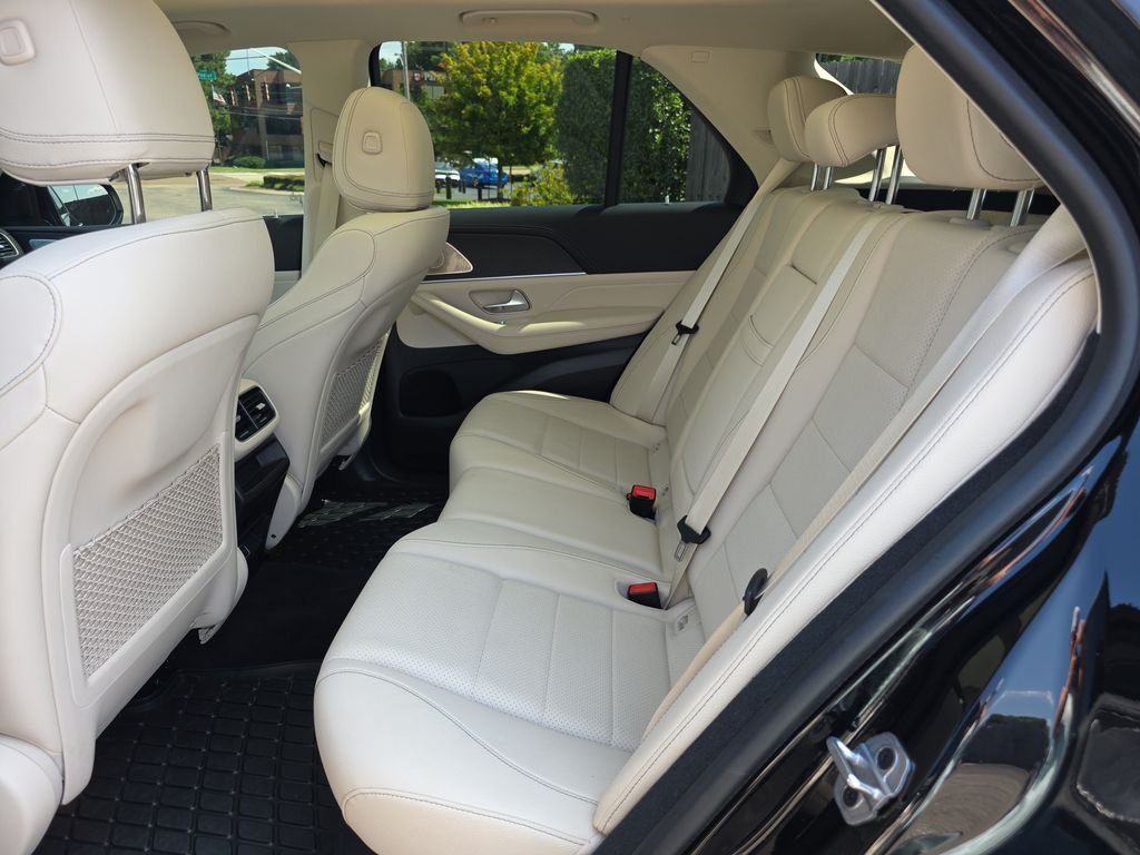 Certified Used 2024  Mercedes-Benz GLE 450 image 12