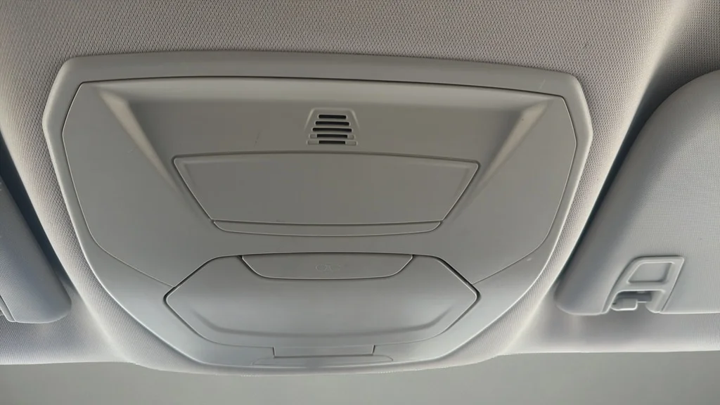 Used 2014 Oxford White Ford SE image 25