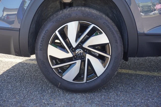 2026 Volkswagen Atlas SE w/Tech - Photo 6
