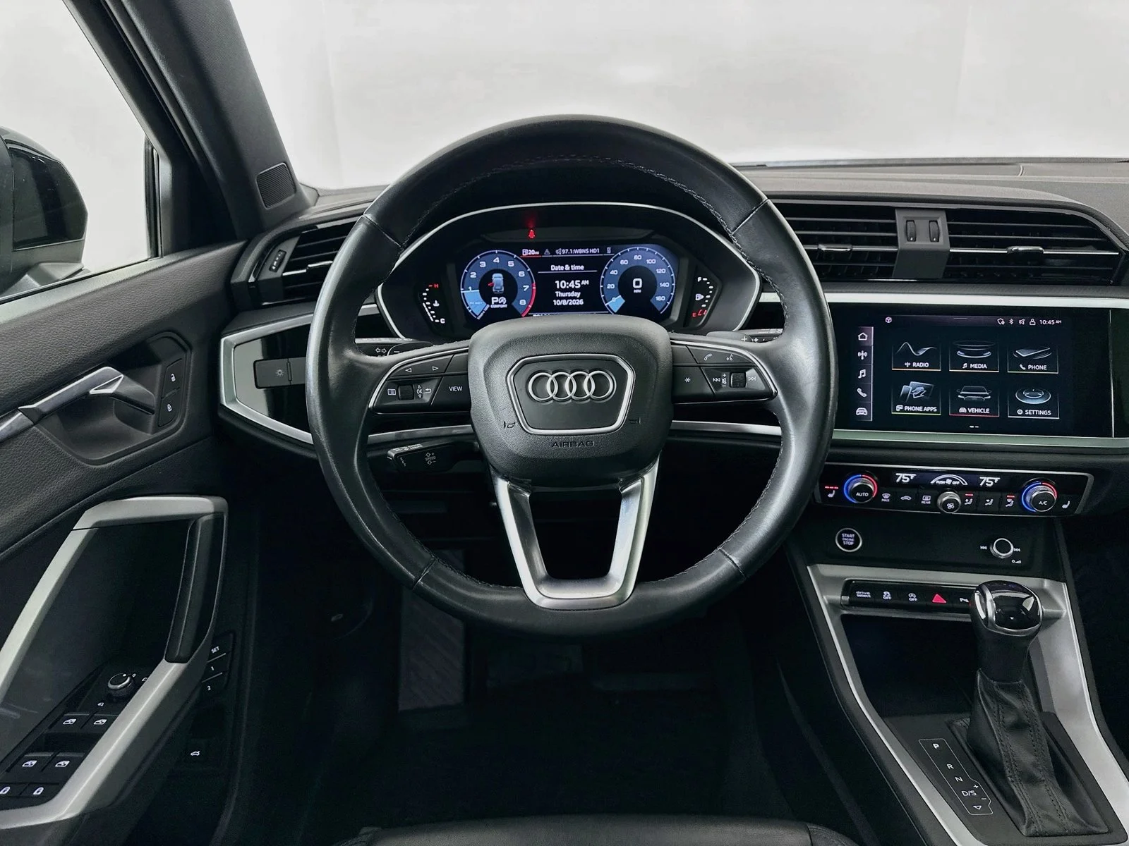 Used 2022 Black Audi  image 16