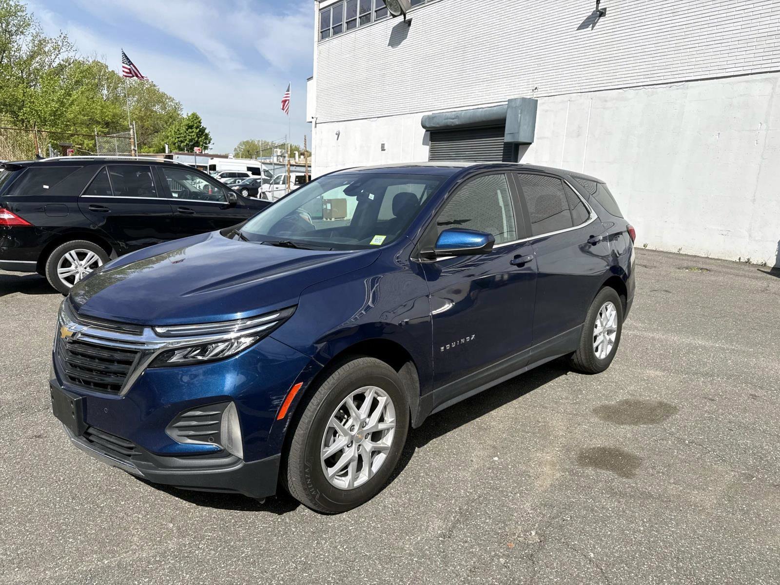 2023 Chevrolet Equinox LT - Photo 12