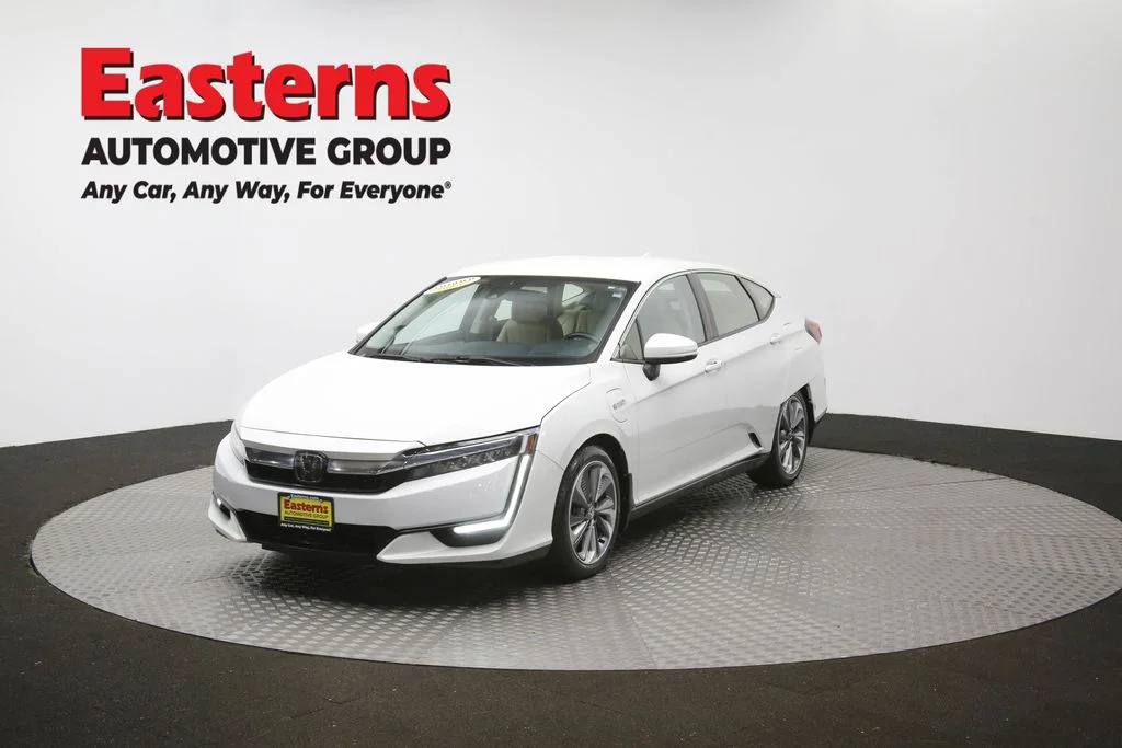 Used 2018 White Honda Touring image 53