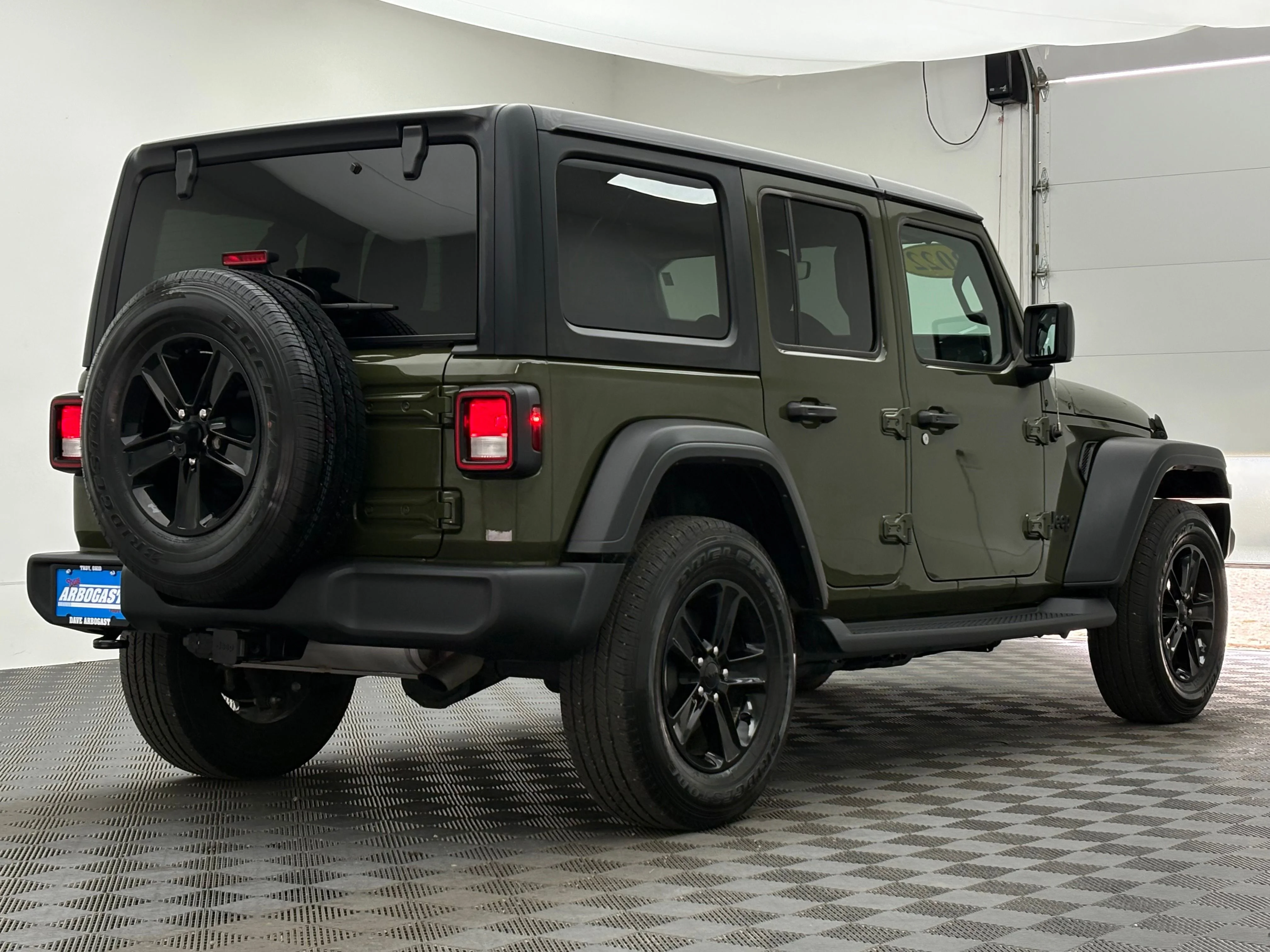 Used 2022 Sarge Green Clearcoat Jeep Unlimited Sport Altitude image 7