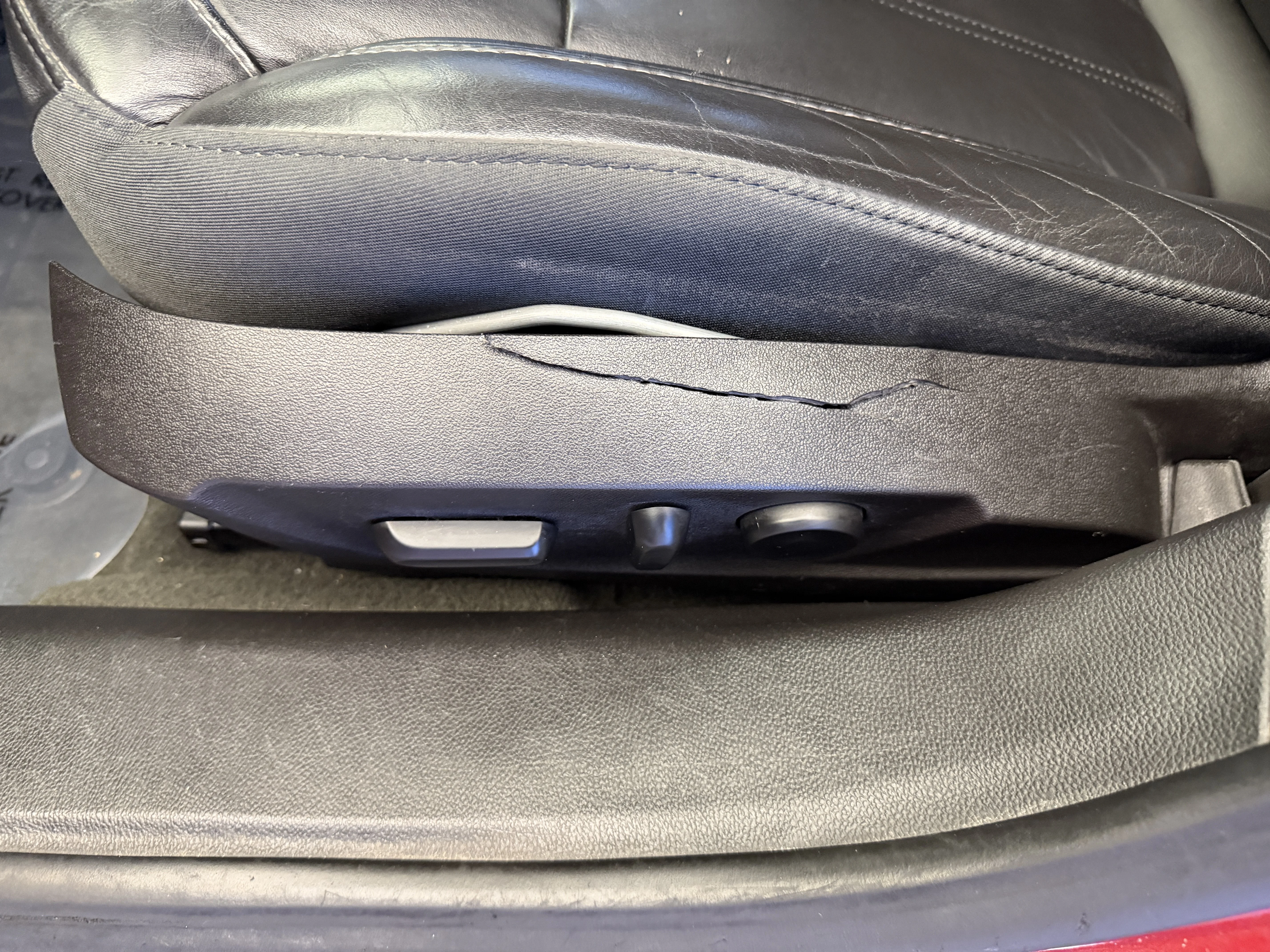 Used 2014 Crystal Red Tintcoat Buick LEATHER image 13