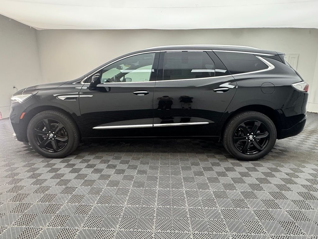 Used 2023 Ebony Twilight Metallic Buick Essence image 13
