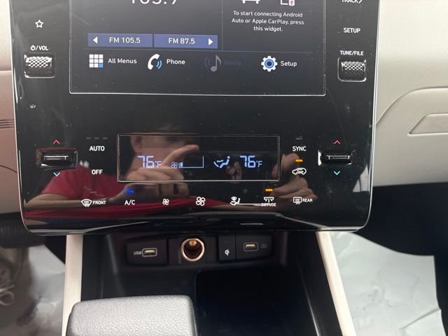Used 2024 White Hyundai SEL image 37