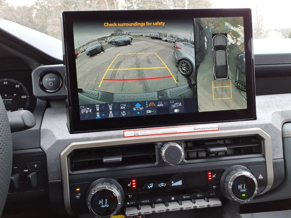 2026 Toyota Tacoma Trailhunter - Photo 13