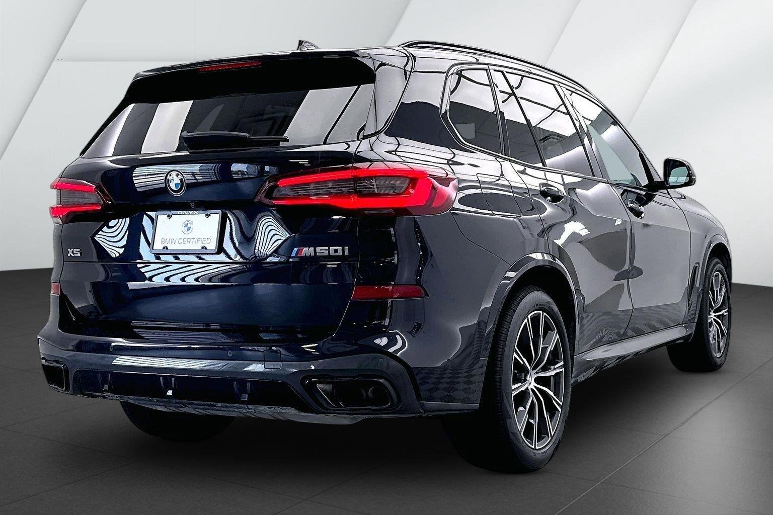 Certified Used 2023 Carbon Black Metallic BMW M50i image 6