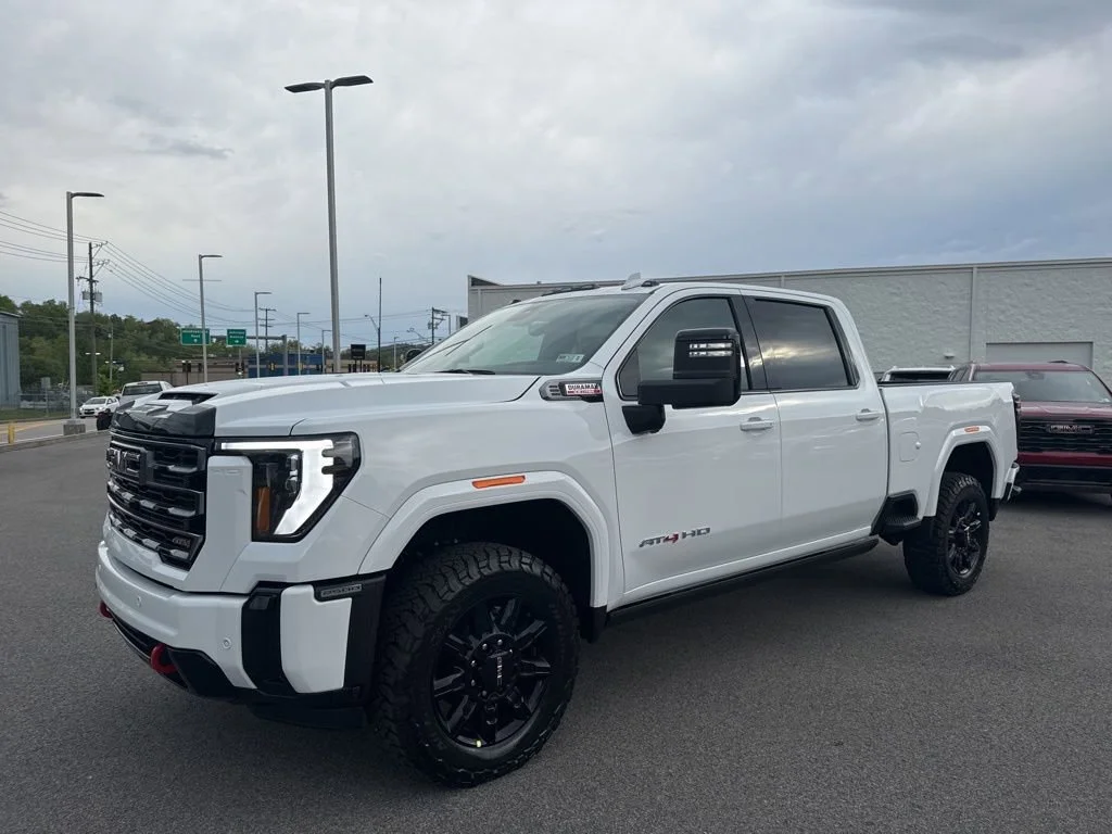 2026 GMC Sierra 4WD Crew Cab Standard Box AT4's photo