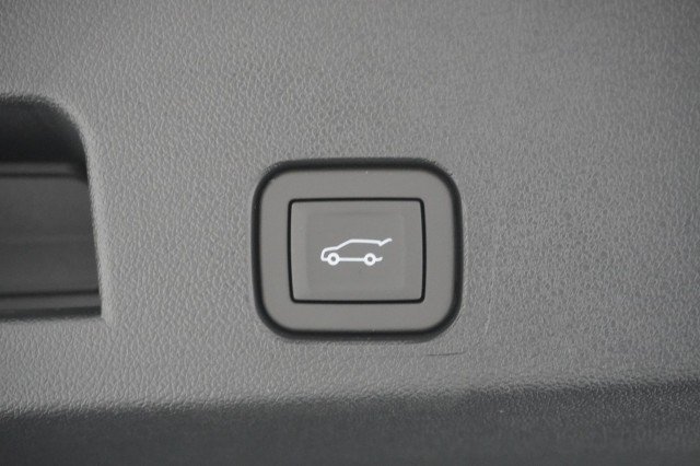 2026 GMC Acadia Elevation - Photo 9