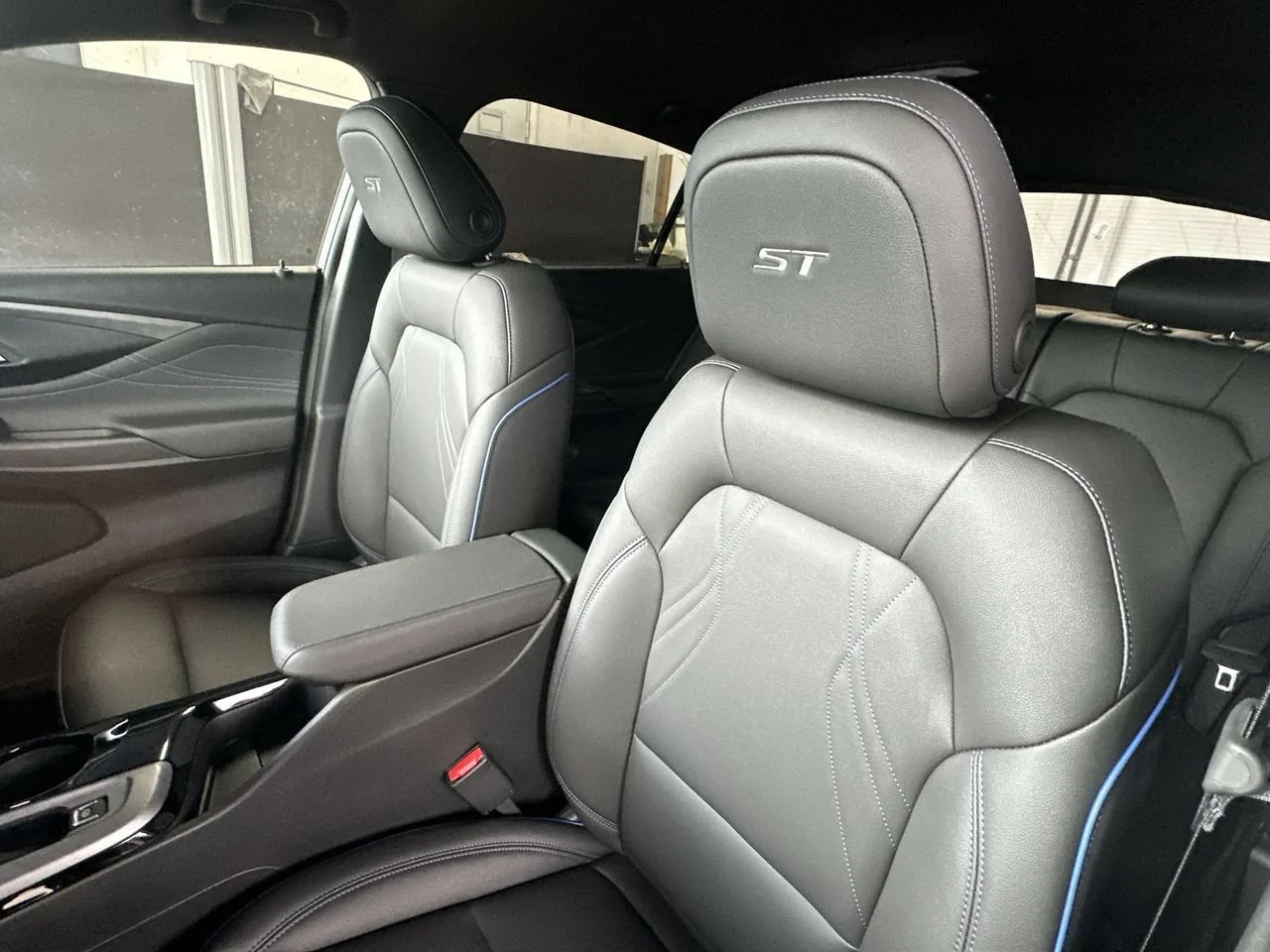 2026 Buick Envista Sport Touring - Photo 14