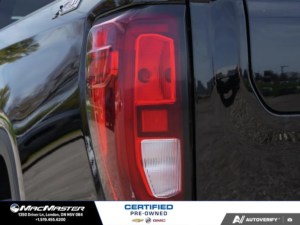 Used 2022  GMC Elevation image 15