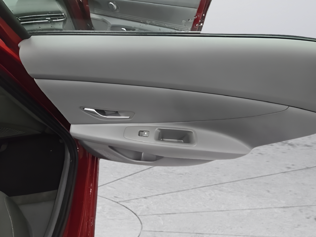 Used 2025 Red Hyundai SEL Convenience image 21