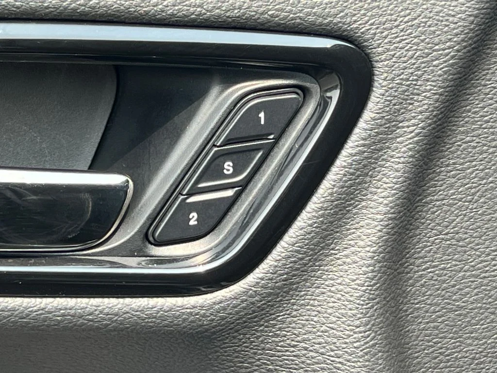Used 2022 Black Dodge R/T image 17