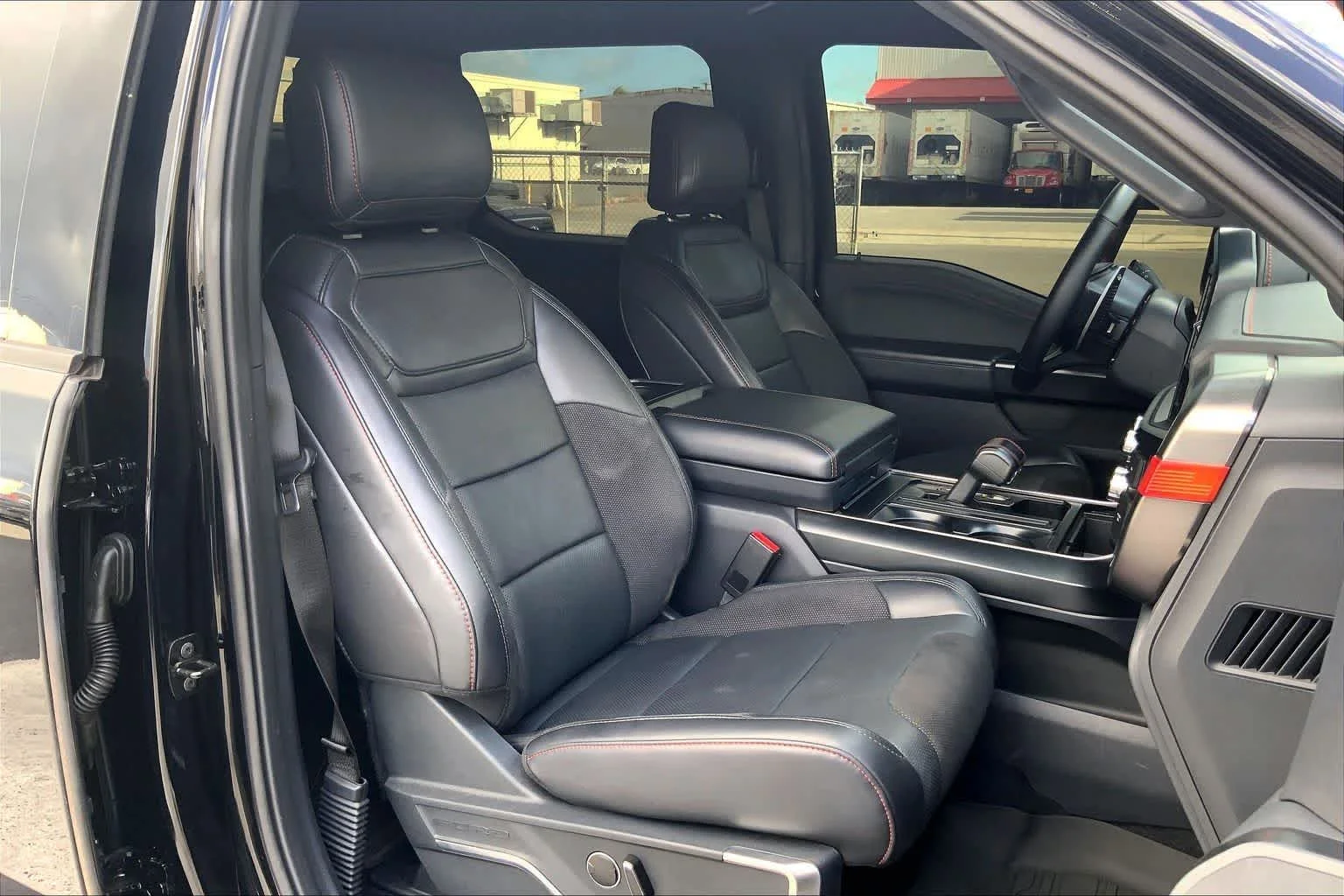 Used 2025 Blk/black Ford Raptor image 13