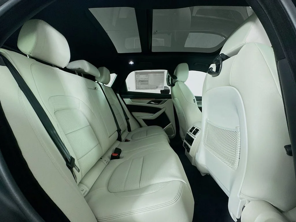 2026 Jaguar F-Pace R-Dynamic S - Photo 27
