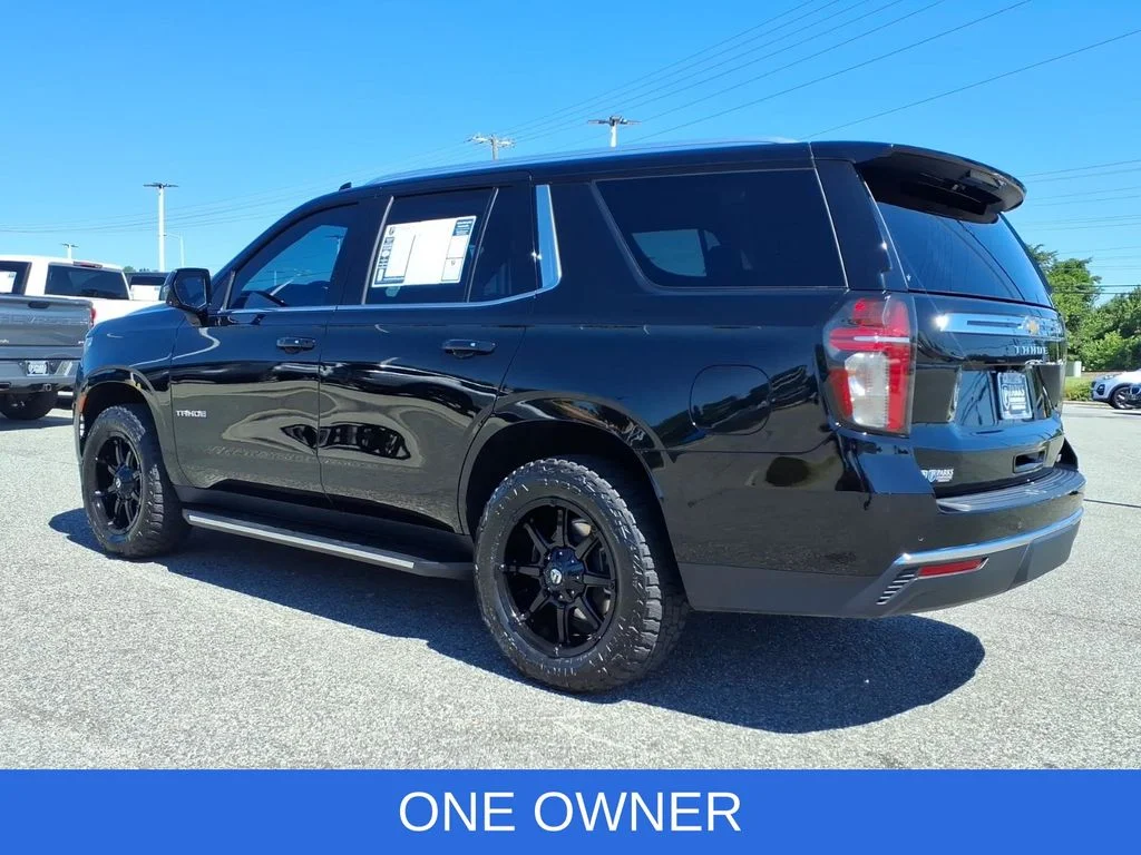 Used 2023 Black Chevrolet LT image 2