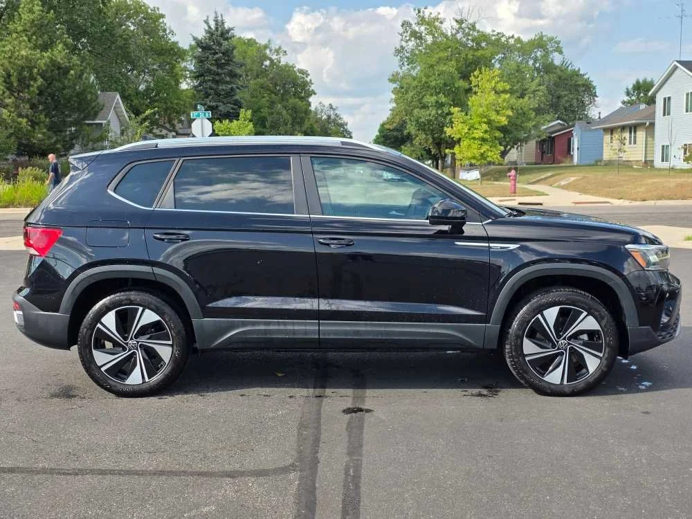 2023 Volkswagen Taos